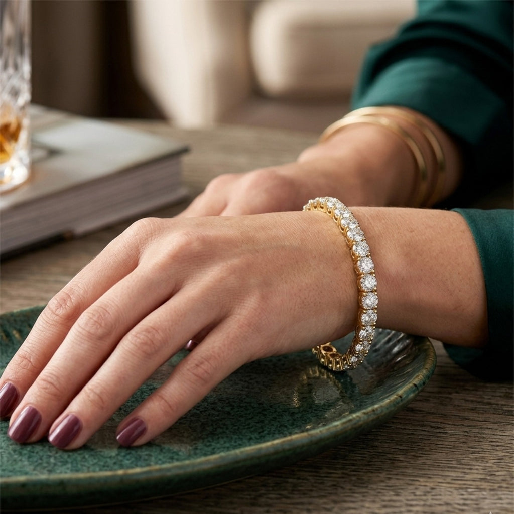 Sparkles Baguette & Pear-Shaped 22.09 Carat Diamond Bangle Bracelet